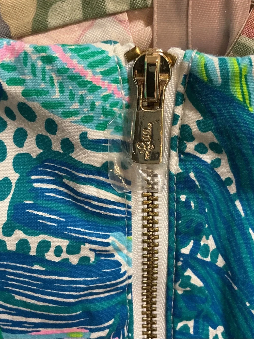 Lilly Pulitzer Mila Shift Dress – Botanical Green Holiday in the Sun (Retired) - Picture 4 of 6